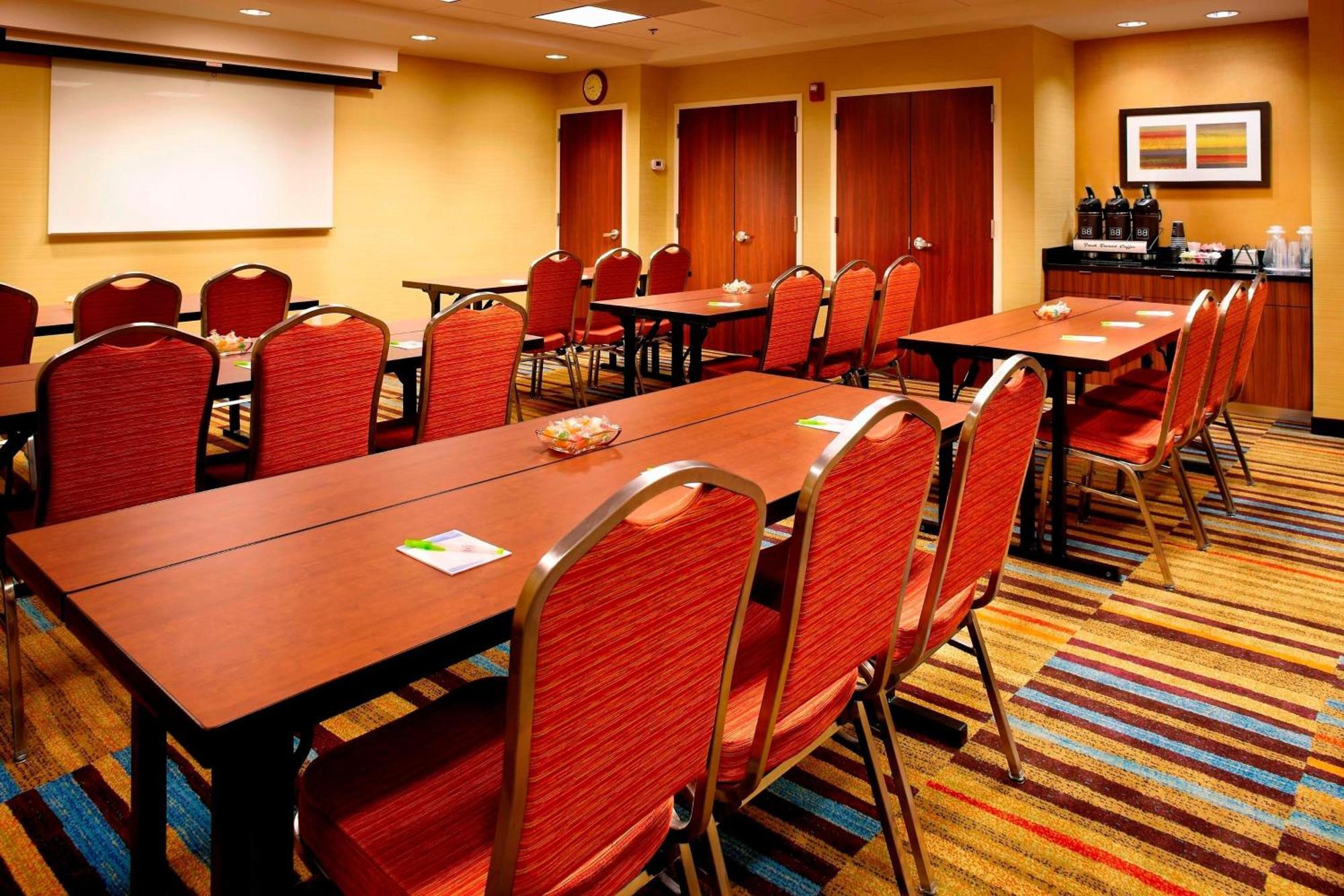 Fairfield Inn By Marriott East Rutherford Meadowlands Екстер'єр фото